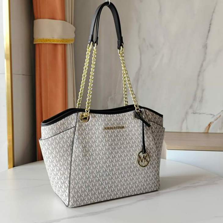 Picture of Michael Kors Wallets _SKUfw242015857fw